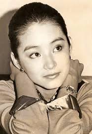 Brigitte Lin Chin Hsia. A Rendőrsztorit egy újabb Tsui Hark rendezés, az 1920-as években játszódó Peking Opera Blues követte, ... - brigitte13