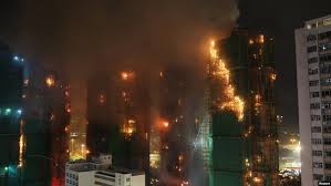 ده‌ها کشته و زخمی در اثر آتش‌سوزی در چند برج مسکونی هنگ‌کنگ
