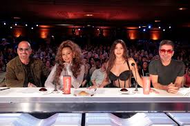 Howie Mandel Impersonator Shocks and Disturbs “America’s Got Talent” Judges as He Dresses Up as the Comedian