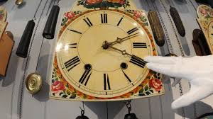 Uhren umstellen zur Sommerzeit: Eine Stunde vor oder zurück?