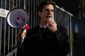 Jack Schlossberg comes out in support of Block the Bombs Act