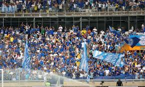 Torcedor do Cruzeiro é executado em praça ao voltar do Mineirão