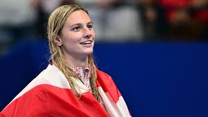 Summer McIntosh Shatters 400m Freestyle World Record