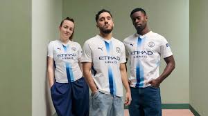 Terceira camisa do Manchester City 2026-2027 é criada por torcedor via inteligência artificial