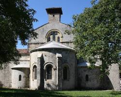 Église SaintPierre de Marnans, Isère, France