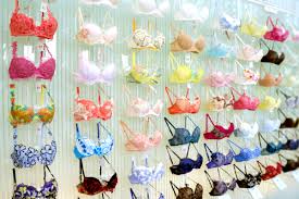 「下着選び」の画像検索結果