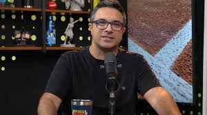 Quem é o narrador de Canadá x Bósnia? Voz conhecida da ESPN está na CazéTV durante a Copa