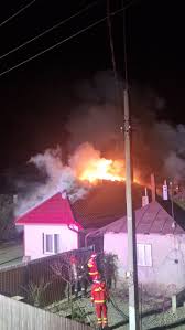 FOTO! Femeie găsită carbonizată, în urma unui incendiu la Popești