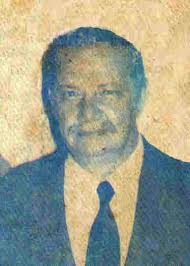 Alberto Barbosa Pinto Dias, nasceu em São Paulo, no ano de 1929. . Professor Secundário e Universitário em S. Paulo desde 1956. Bacharel. - dias