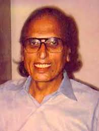 Bashir Badr, (Syed Muhammad Bashir) born on the February 15th 1935 at Ayodhya, did B.A. M.A. and Ph D. from Aligarh Muslim University. - Bashir-Badar-01