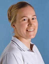 Emma Cranfield, Senior Physiotherapist at Fitzwilliam Hospital, Peterborough and international triathlete,. Although thoroughly rewarding, running a half ... - emma-cranfield