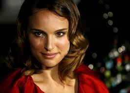 Natalie Portman compra castelo medieval em Los Feliz, em Los Angeles - 20090515_102240