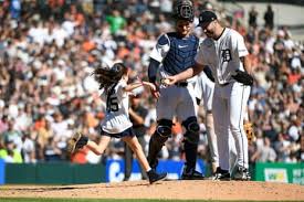 Kate Upton's Husband Justin Verlander Gets Emotional On-Field Surprise From Daughter, 7, at Last Game - parade.com