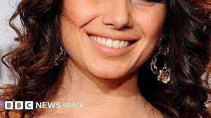 'Bonitinha, mas passa o rodo': Paula Fernandes relembra machismo no início da carreira