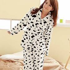 Resultado de imagem para pijama de frio feminino