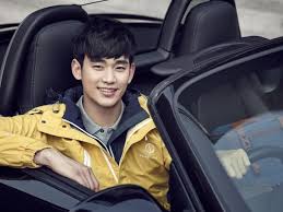 Hasil gambar untuk foto kim soo hyun terkeren