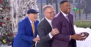 Terry Bradshaw forced to duck for cover as FOX NFL show descends into chaos