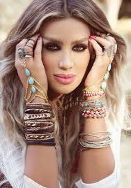 Résultat de recherche d'images pour "‫مايا دياب‬‎"