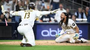 Fernando Tatis Jr. scores from first on electric stolen base attempt