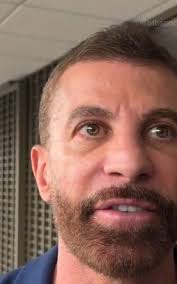 Pedrinho diz que Vasco poderá avaliar outras ofertas além de Lamacchia
