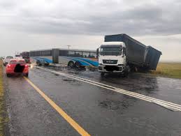N8 Nightmare: 10 Die in Gruesome Bloemfontein Bus & Truck Smash!