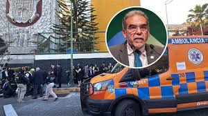 Reportan 18 estudiantes lesionados tras caída de tarima en la Facultad de Derecho; 16 reciben atención hosp...