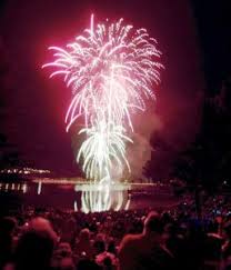 A medida que los municipios del condado Eagle cancelan los shows con pirotécnicos, autoridades de bomberos vigilan un posible aumento en el uso de fuegos artificiales personales durante el 4 de julio