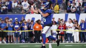Jaxson Dart Takes Late Hit as Giants, Cowboys Skirmish on Video in NFL Week 1 Rivalry Game