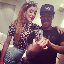 Résultat de recherche d'images pour "martina stoessel instagram"