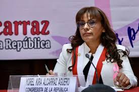 ¡Escándalo en el Congreso! Congresista Amenaza a Periodista: ¿Qué Oculta?