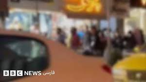 شعار «مرگ بر دیکتاتور» و «پهلوی بر می‌گرده»‌ در اعتراضات ساری