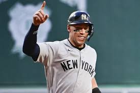 「とんでもない弾丸ライナー」ヤンキースのジャッジ、11号ソロで村上宗隆を猛追！ NYファン狂喜乱舞「ブロンクス・ボンバーズだ」