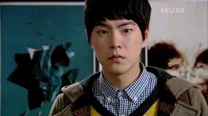 Lee Jae Kyu (Hong Jong Hyun) is the new student that transferred during the spring. - white-christmas-pt1-avi_003526192