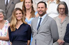 Us Weekly - News update