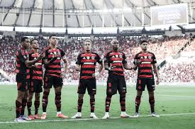 Iago no radar da Europa: Everton, Brentford e Club Brugge preparam propostas pelo zagueiro do Flamengo