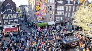 Volg hier Koningsdag 2026 in Amsterdam