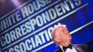 Fusillade au dîner des correspondants : les théories conspirationnistes envahissent le web