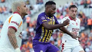 Galatasaray Imparable: Victoria 2-0 Sobre Eyüpspor y Liderato Firme - Imagen principal del artículo