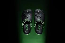 همکاری دوباره مایکروسافت و کراکس؛ دمپایی Xbox Crocs معرفی شد