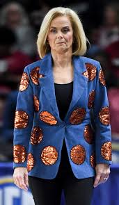 What is Kim Mulkey's outfit for LSU vs Oklahoma in SEC Tournament?