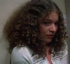 Amy Irving in Carrie (sly) - UGO.com 450 x 412 - jpeg - 50 Ko. ugo.com/therush/horror-h. - horror-hotties-of-the-rush-488-image_gallery_3329_amy-irving-carrie