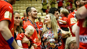 Stine Bjerre og Casper U. Mortensen har købt hus: Fremtid for familien