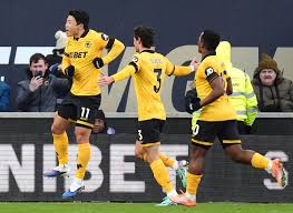 fa컵 - 황희찬 선발 출격 기대와 울버햄튼 반등이 걸린 승부 (울버햄튼, 슈루즈베리)