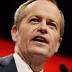 Kisses, knuckles and high-five for Shorten