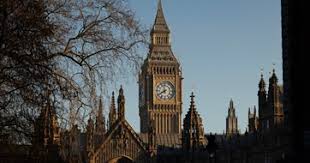 HMRC puts 200 billionaires on UK tax crackdown hitlist - The Guardian