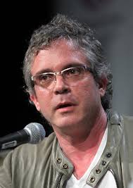 Brannon Braga attends 2011 WonderCon at Moscone Convention Center on April 3, 2011 in San Francisco, California. - Brannon%2BBraga%2B2011%2BWonderCon%2BDay%2B3%2BSfo2cMT-MKDl