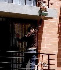 Man feeds neighbor's dog in Spain