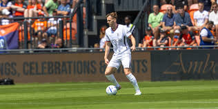 luton town vs al kholood