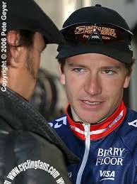 American Dave Zabriskie, then with the USPS Pro Cycling Team, is interviewed by American photojournalist James Startt 2004 Paris-Nice (photo by Pete Geyer) - james_startt_interviews_david_zabriskie