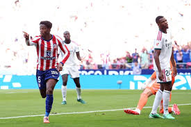 Jonathan David marcó por tercer partido al hilo con Atlético Madrid